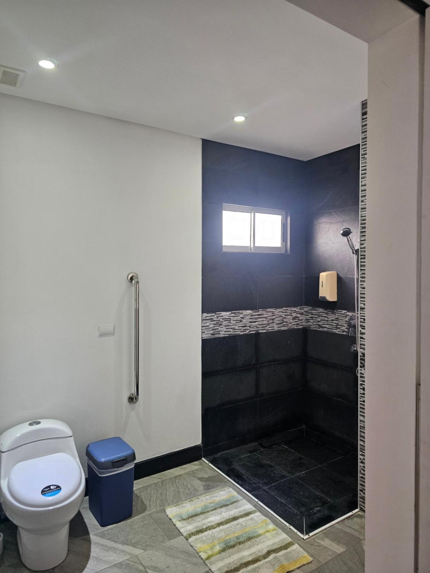 Pura Vida Apartments Quepos Kamer foto